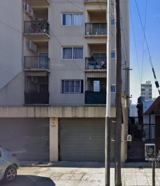 Cochera en Caseros 2