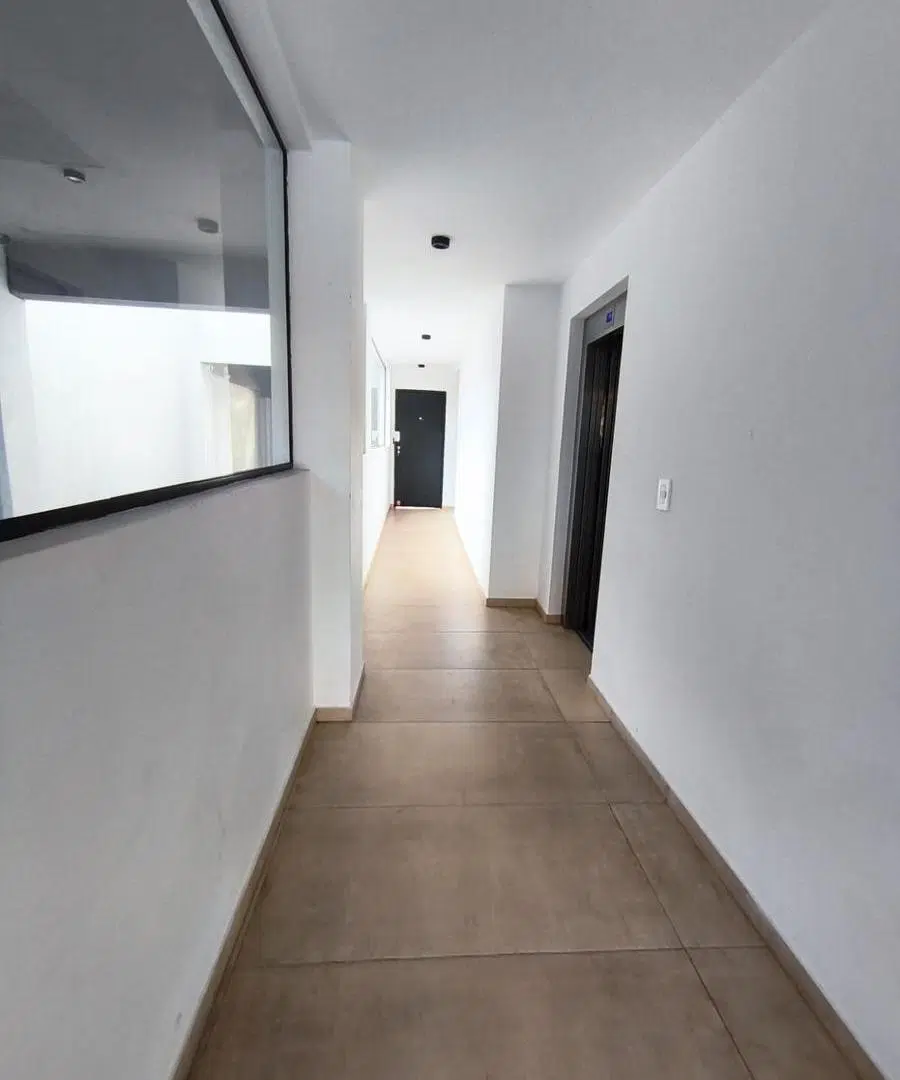 Departamento en Caseros 3