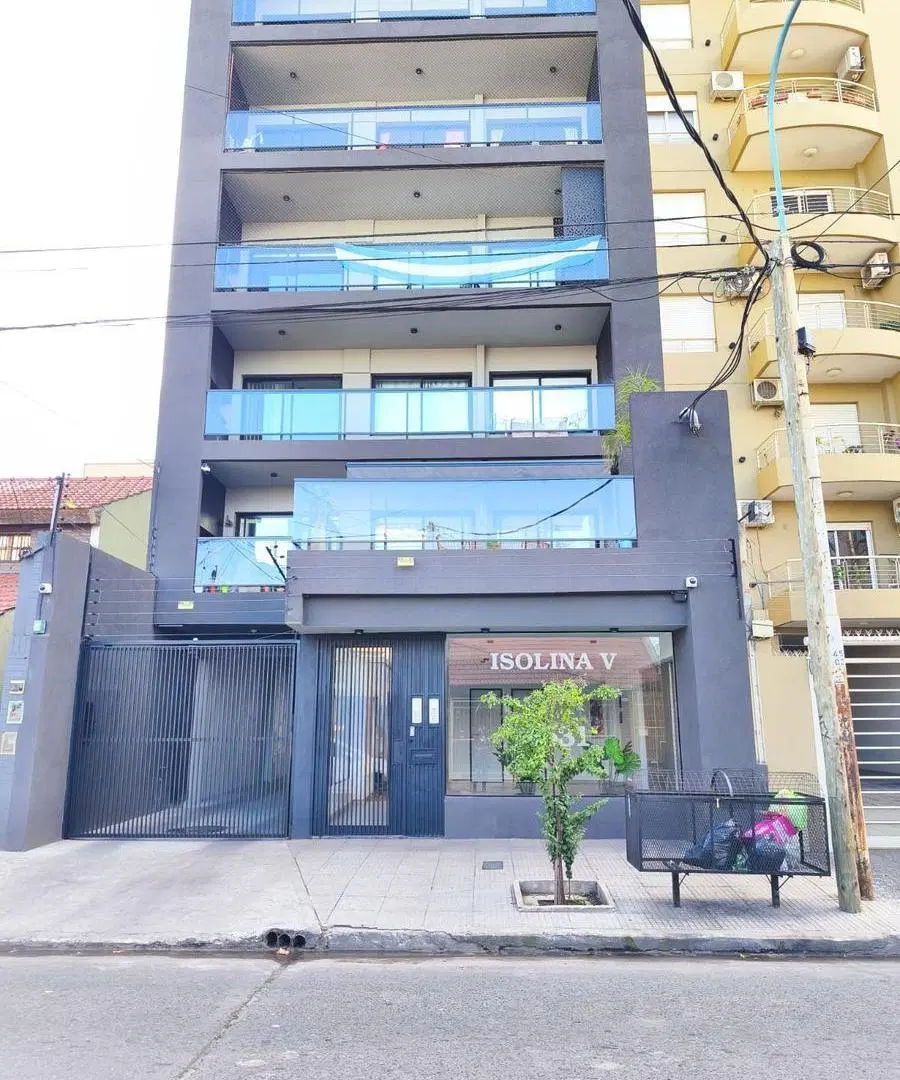 Departamento en Caseros 1