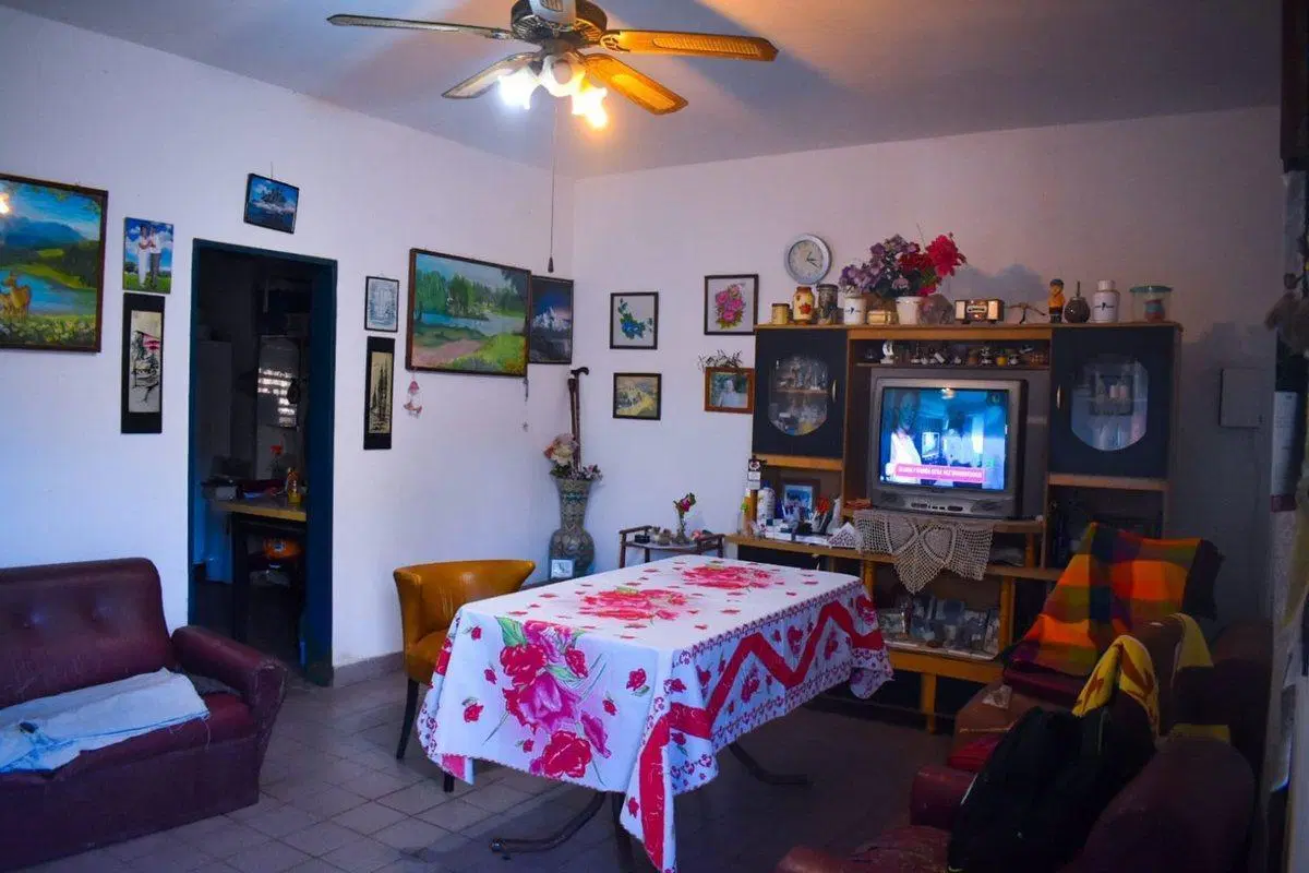 VENTA CASA 3 DORMITORIOS EN MERLO- APTO CREDITO 4