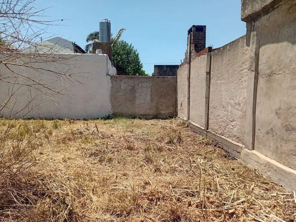 TERRENO EN VENTA 313 M² ZONA OESTE 3
