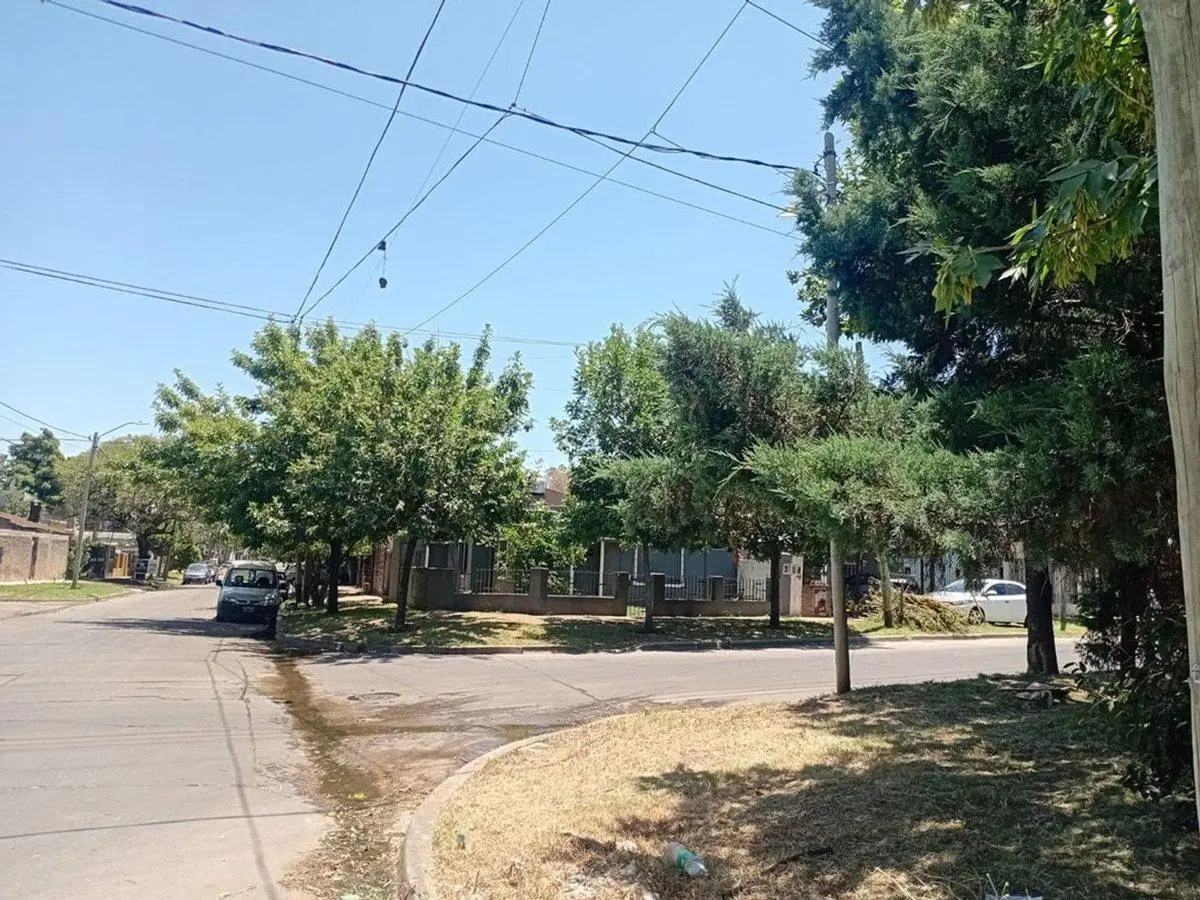 TERRENO EN VENTA 313 M² ZONA OESTE 4