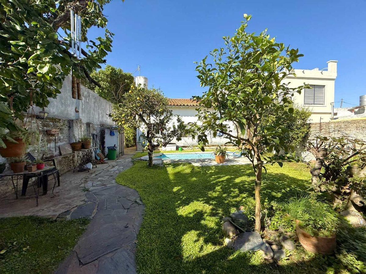 Casa en venta 3 Dormitorios Martinez, San Isidro