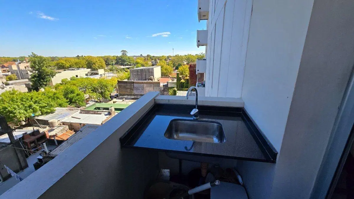 Venta Exclusivo Departamento frente al rio Tigre 5