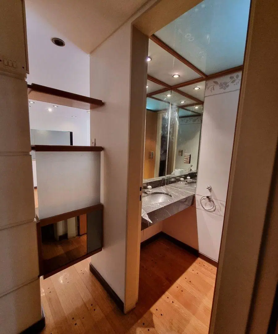 Venta Depart. 6 amb, 3 dorm, cochera, en Recoleta 2