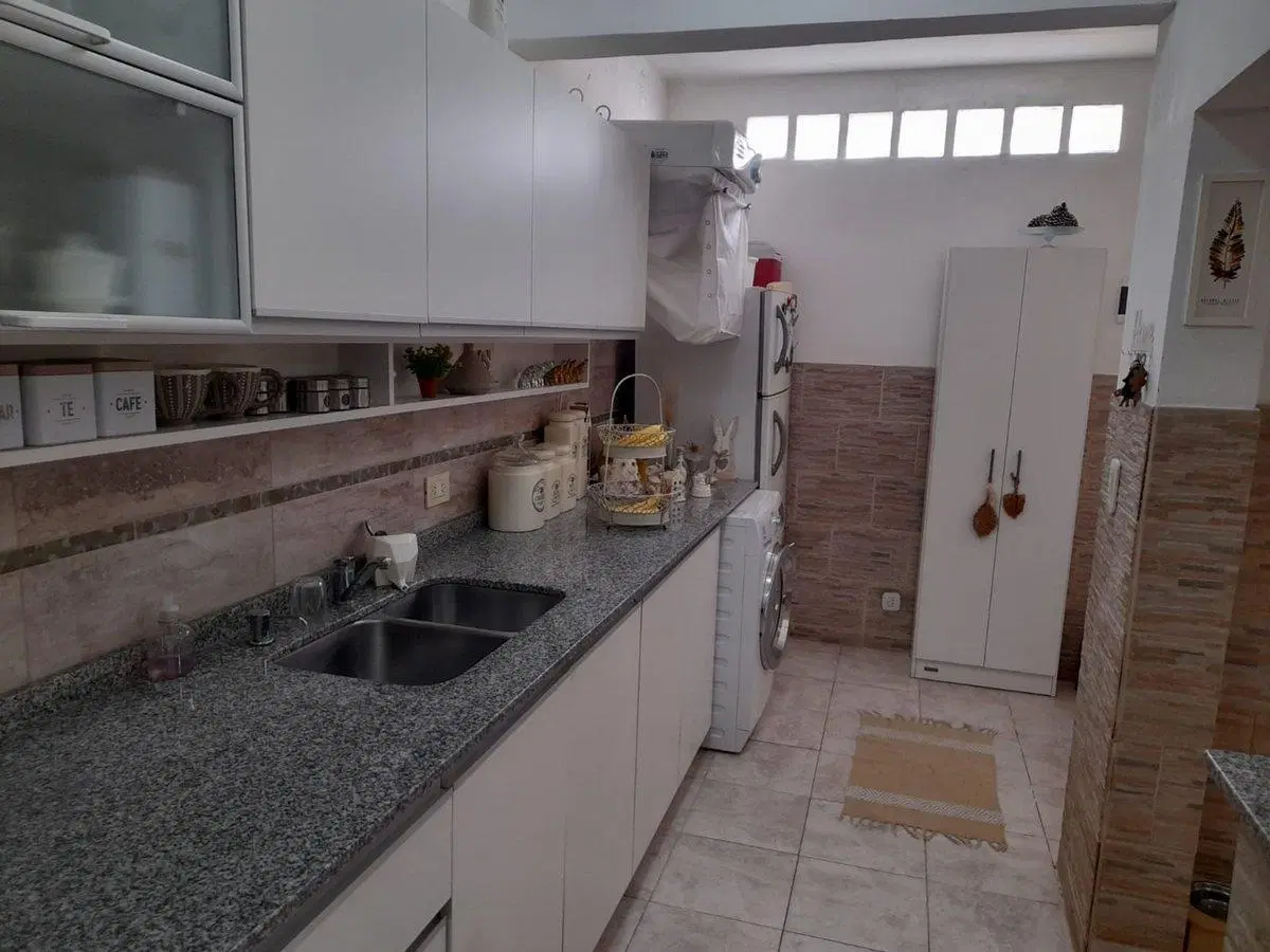 VENTA CASA 2 DORMITORIOS - VIRREYES 5