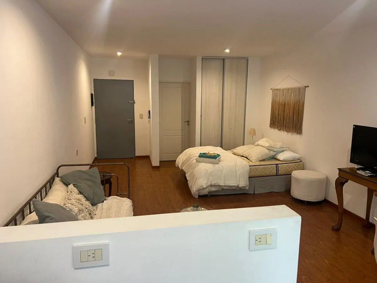 Alquiler Monoambiente Paque Chas AMOBLADO 3