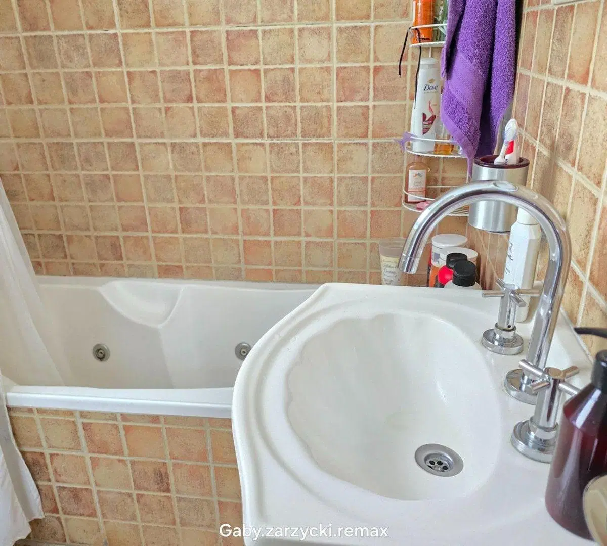 Moderno Dpto Duplex en Victoria: Amplitud y diseño 4