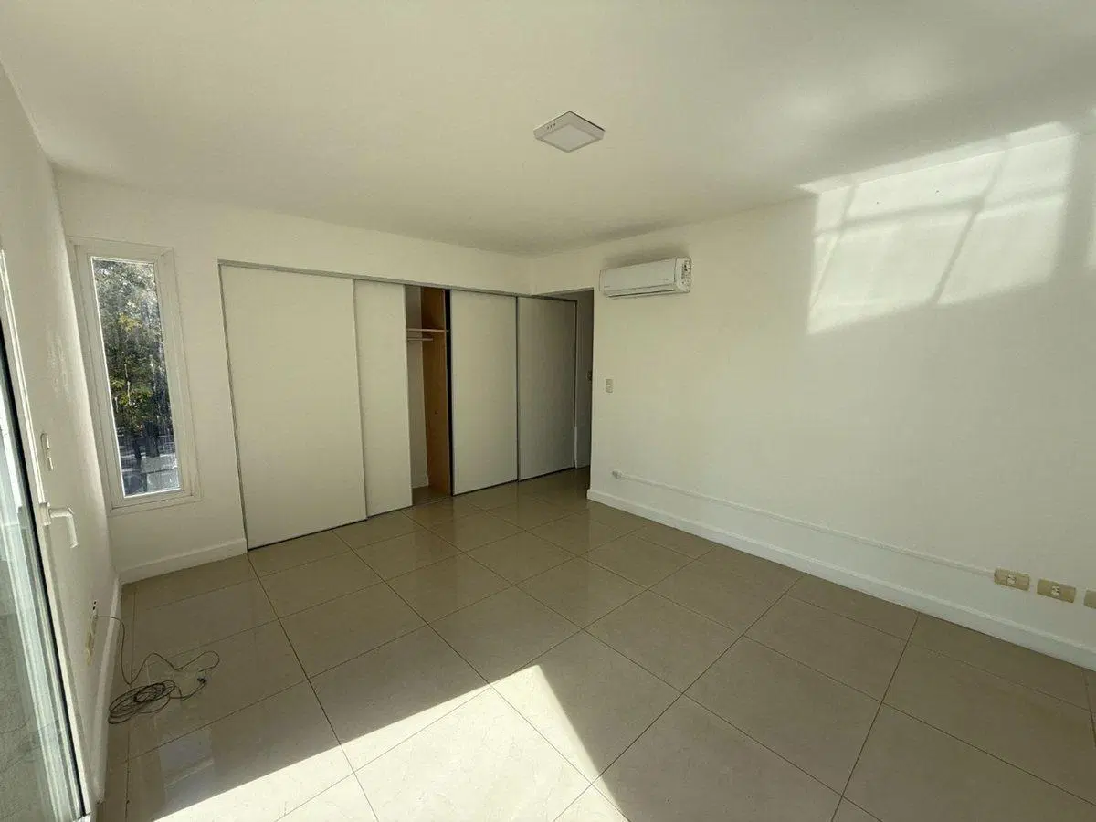 DEPARTAMENTO  ALQUILER 4 AMBIENTES  EN ACASSUSO 4