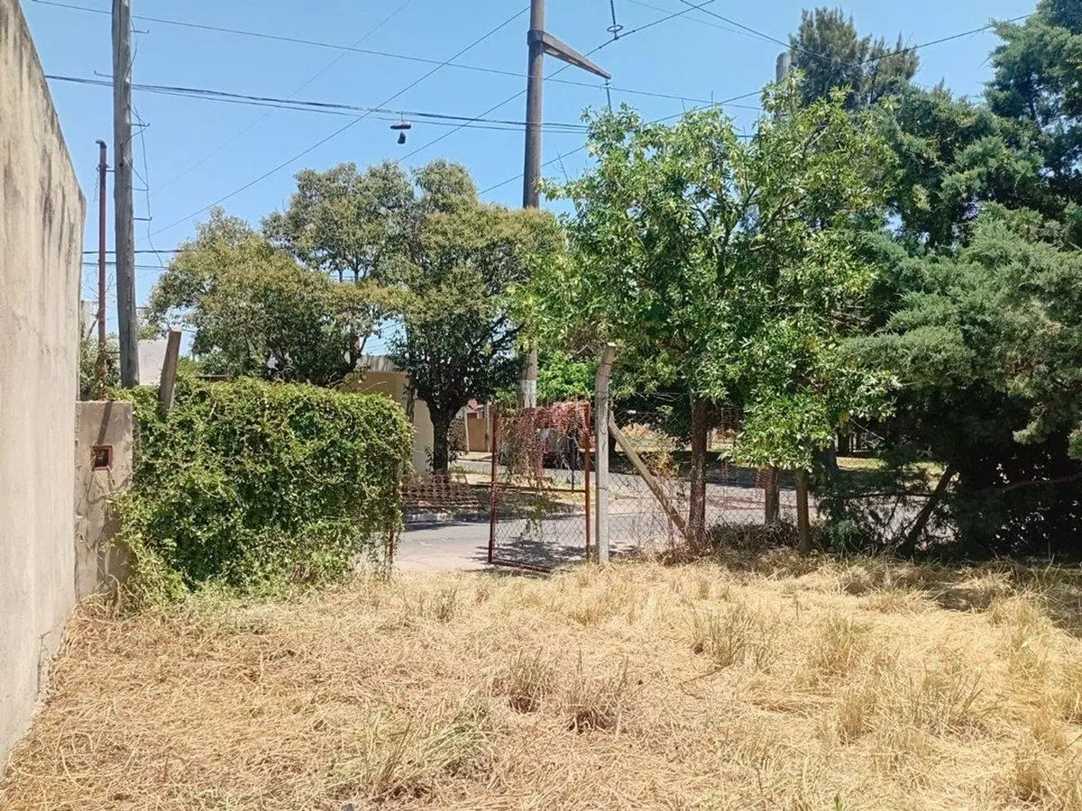TERRENO EN VENTA 313 M² ZONA OESTE 3