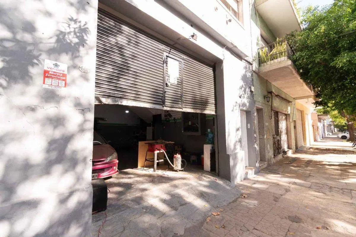 Venta de local en Villa Crespo zona Warnes 2