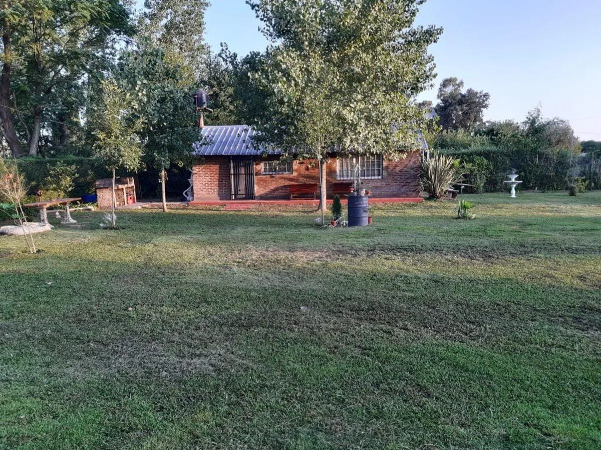 VENDE QUINTA CON PILETA EN GENERAL RODRIGUEZ 8