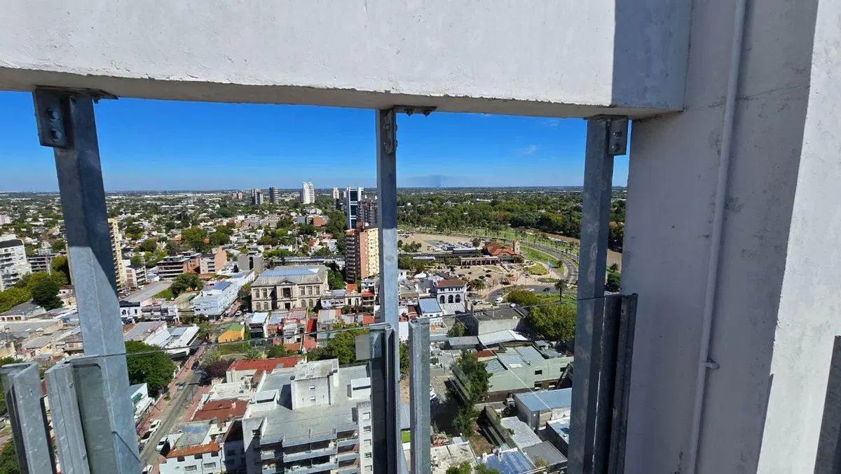 Venta Exclusivo Departamento frente al rio Tigre 8