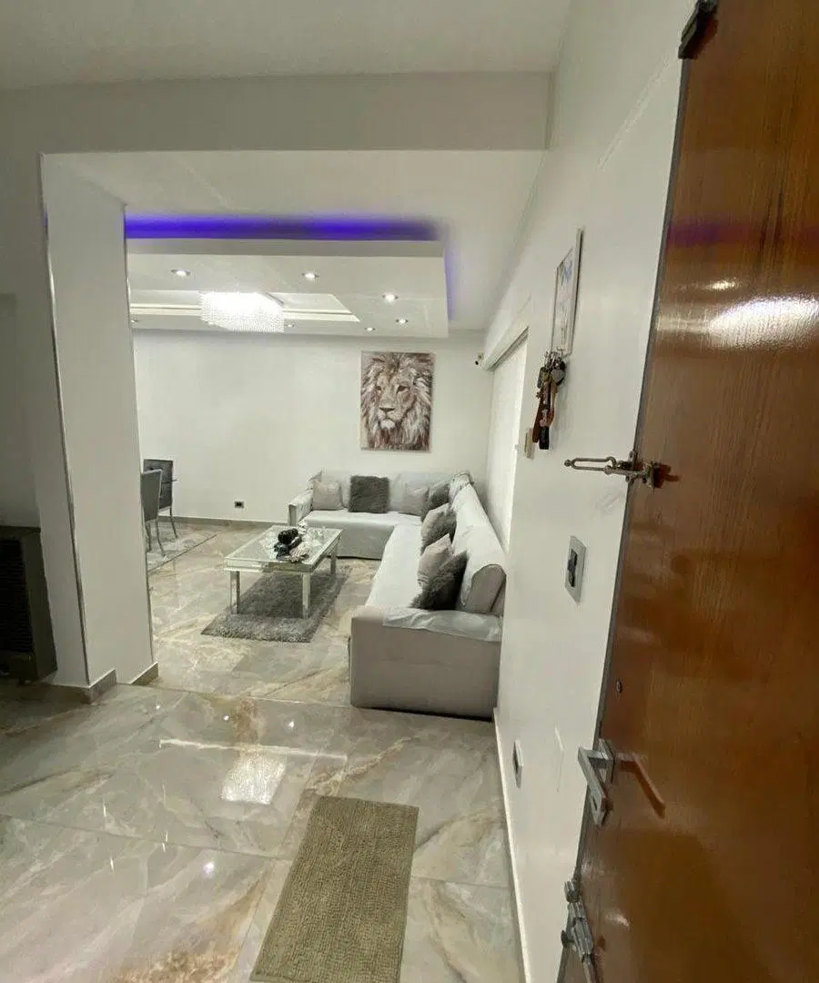 Venta casa de 6 ambientes en Devoto 3