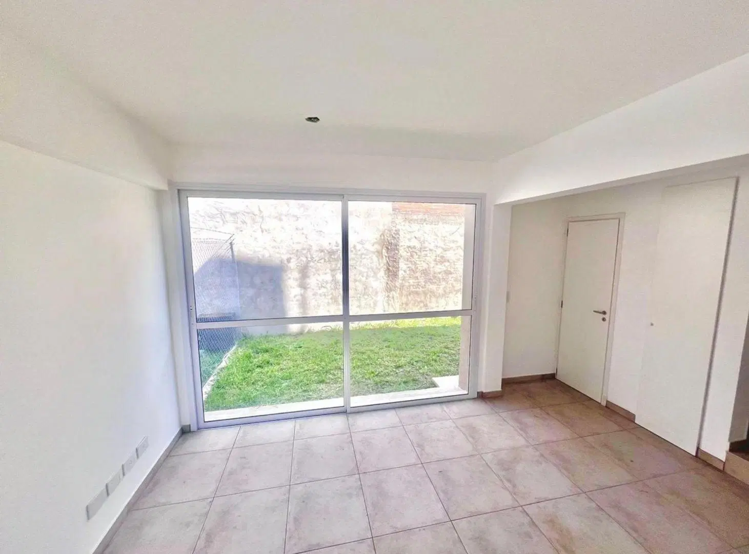 VENTA 2 AMBIENTES CASA DUPLEX en TIGRE CENTRO 8