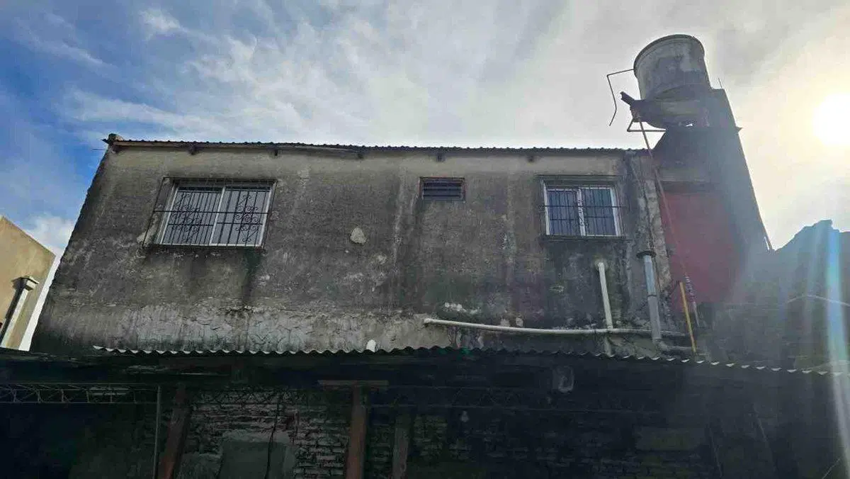 LOCAL Y CASA A REFACCIONAR SOBRE LOTE GRANDE 3