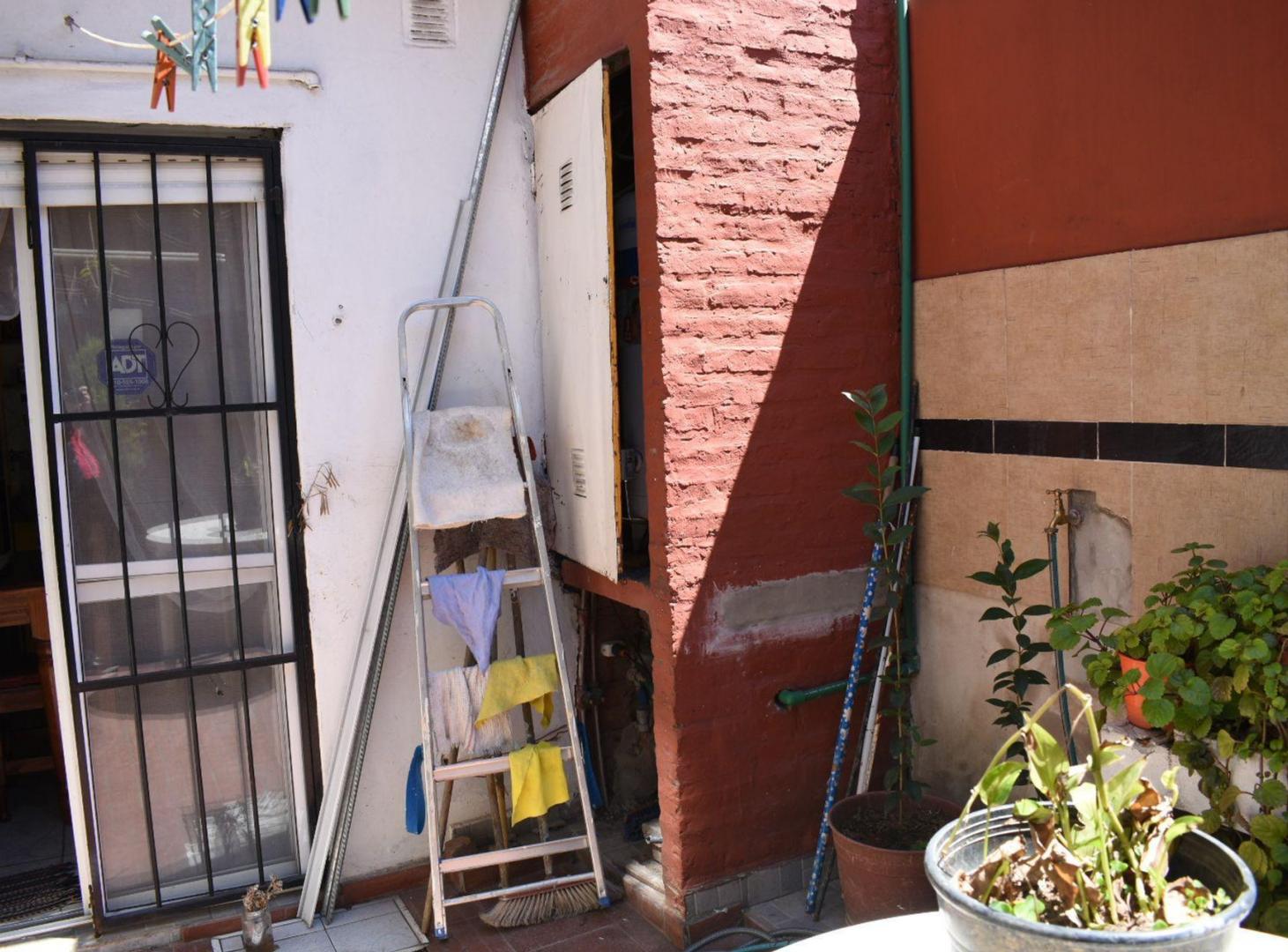 Foto de VENTA CASA CON 11 DEPARTAMENTOS, Nueva Pompeya, imagen 4