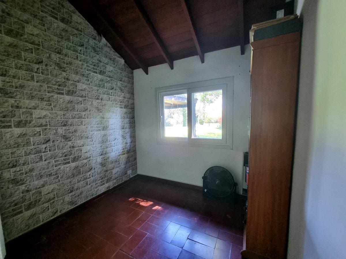 Foto de Venta Casa con terreno de 1.800m², Pablo Nogues., imagen 5