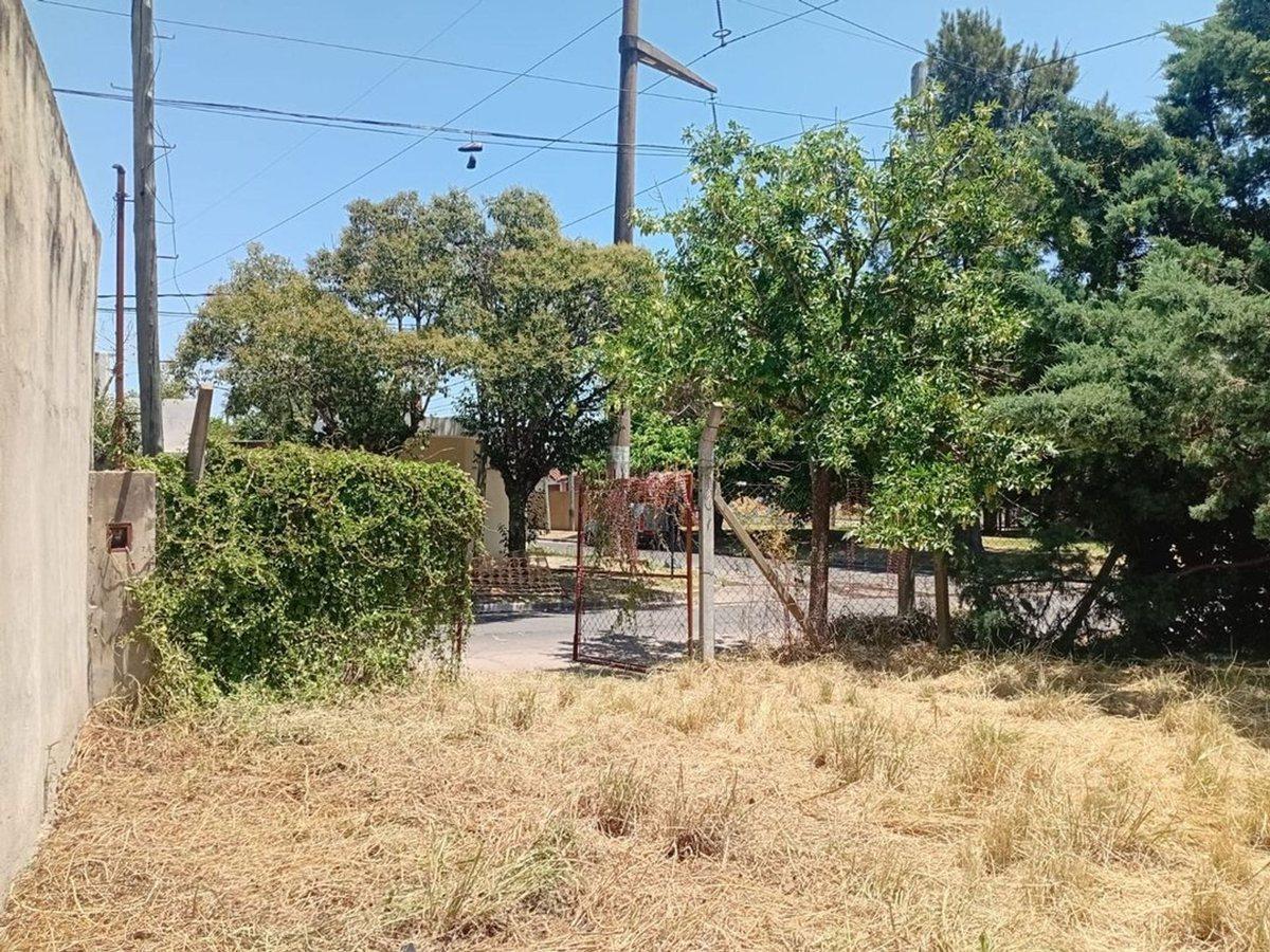Foto de TERRENO EN VENTA 313 M² ZONA OESTE, imagen 3