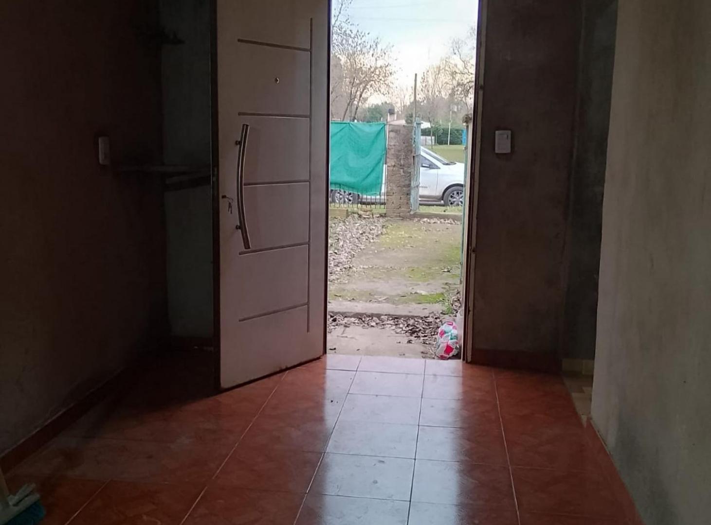 Foto de CASA EN VENTA - MARCOS PAZ, imagen 1