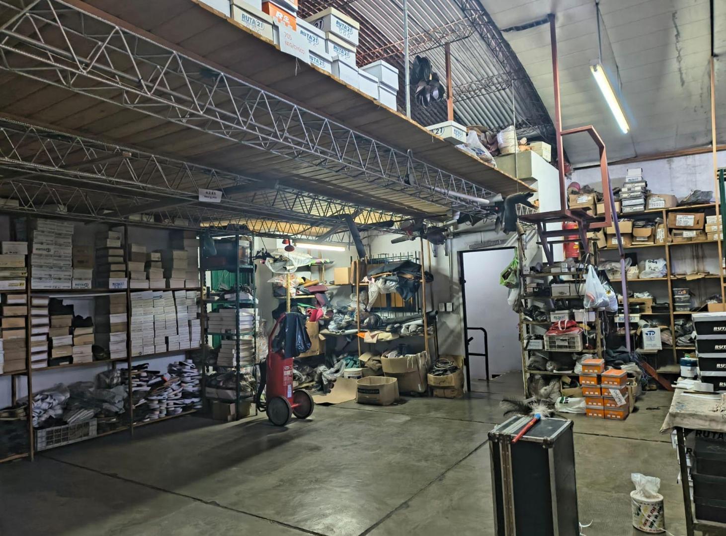 Foto de VENTA GALPON EN MERLO -APTO CRREDITO, imagen 2