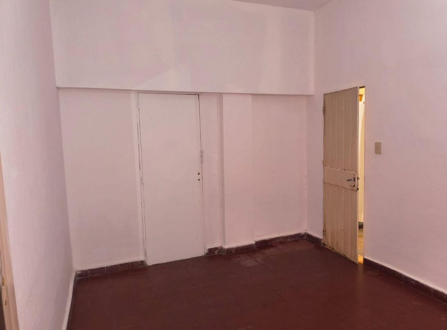 Foto de VENTA CASA 3 AMB Y LOCAL EN PADUA APTO CREDITO, imagen 3