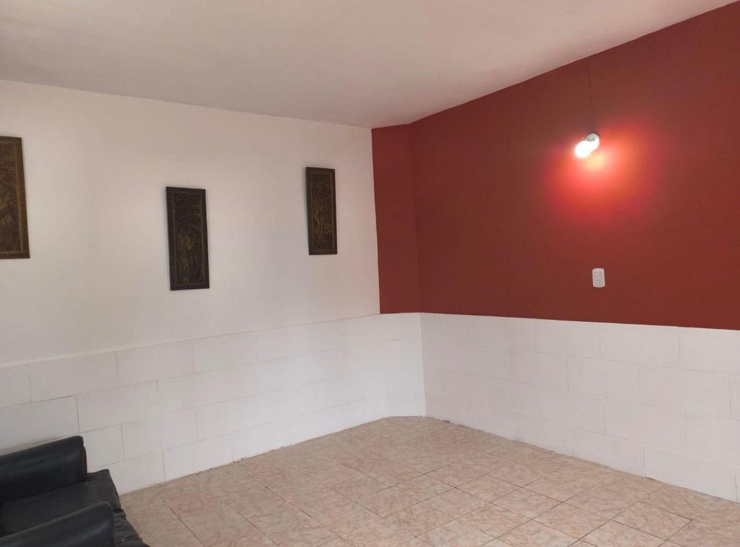 Foto de VENTA CASA 3 AMB Y LOCAL EN PADUA APTO CREDITO, imagen 1