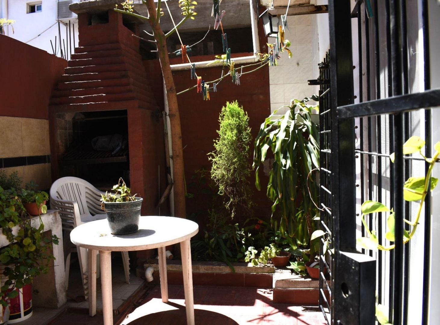 Foto de VENTA CASA CON 11 DEPARTAMENTOS, Nueva Pompeya, imagen 3