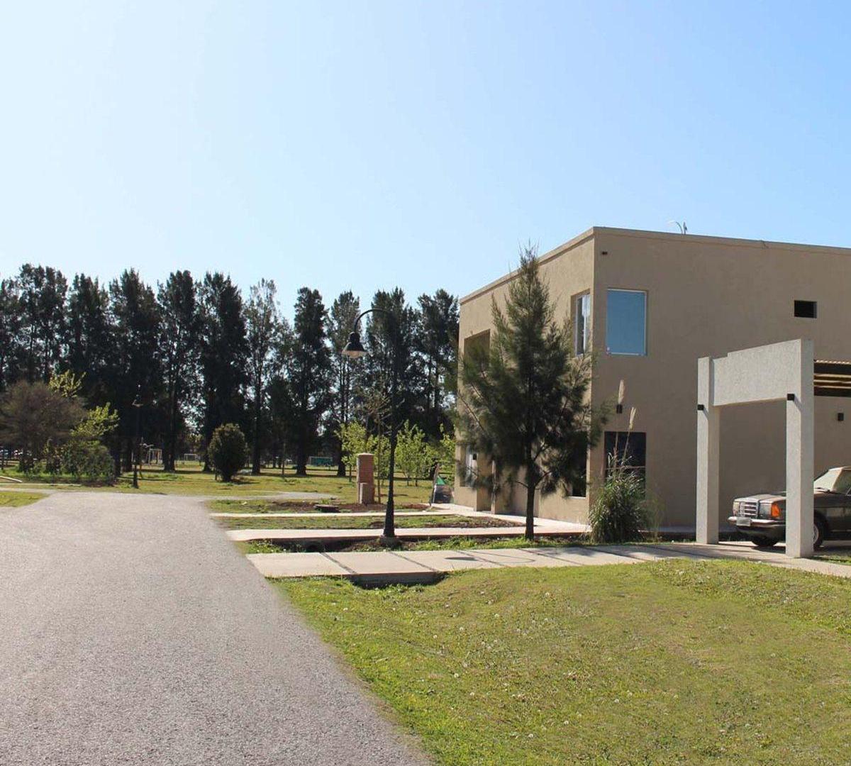 Foto de LOTE CENTRAL EN EL BARRIO SOLAR DE ALVAREZ, imagen 4