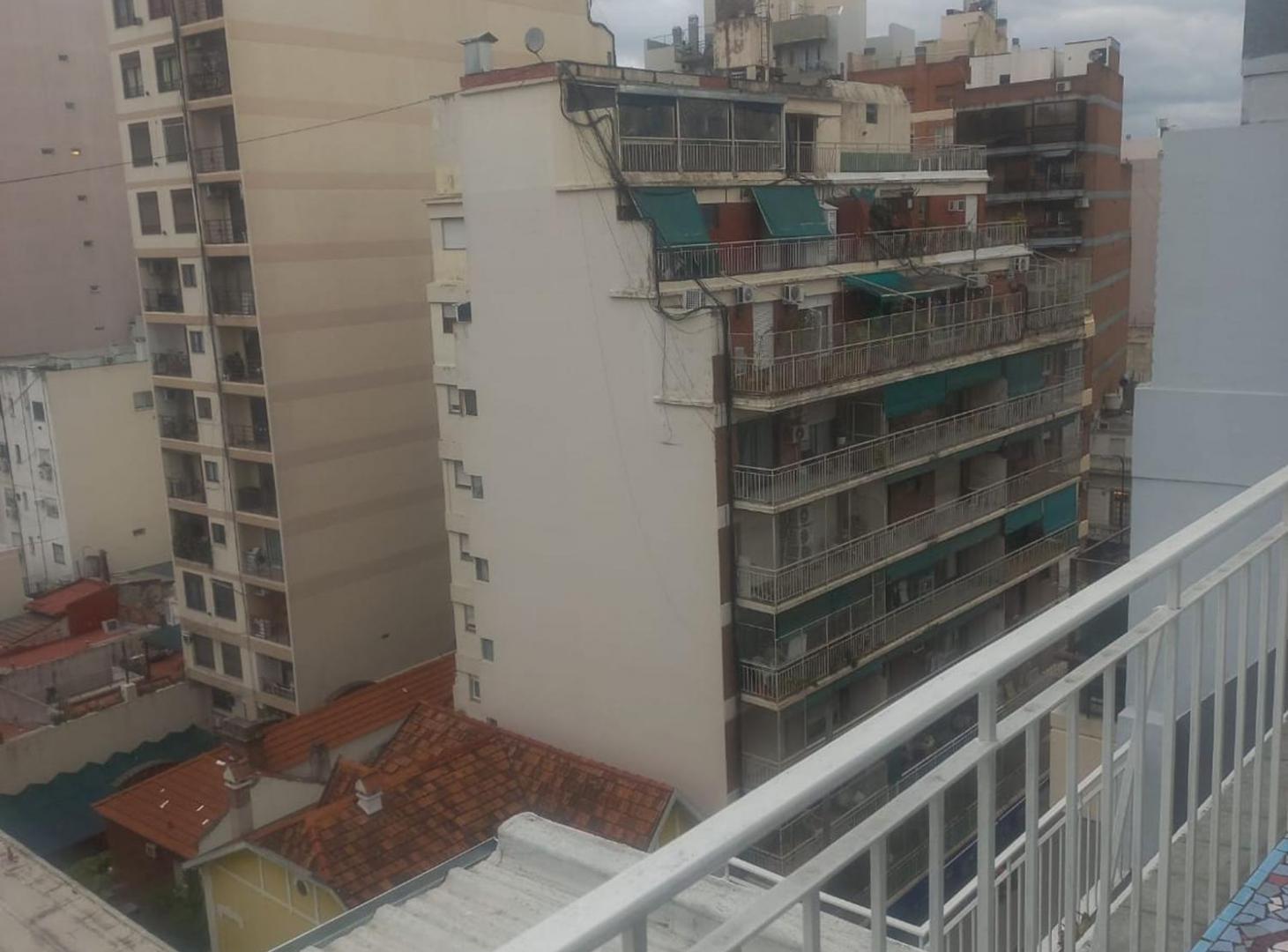 Foto de DEPARTAMENTO 2 AMBIENTES CON COCHERA - V. URQUIZA, imagen 1