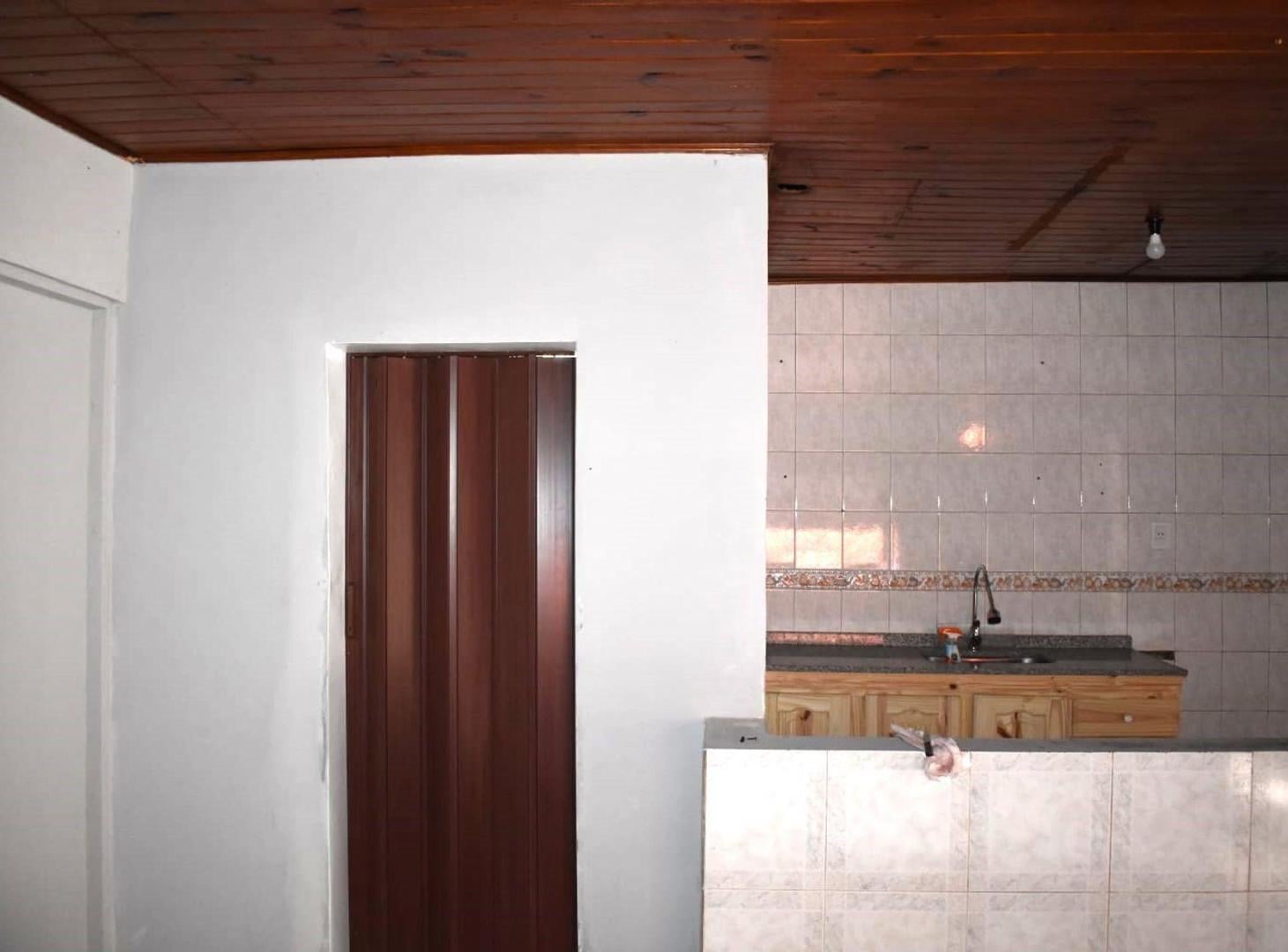 Foto de VENTA CASA MULTI-FAMILIAR RECICLADA EN MERLO, imagen 4