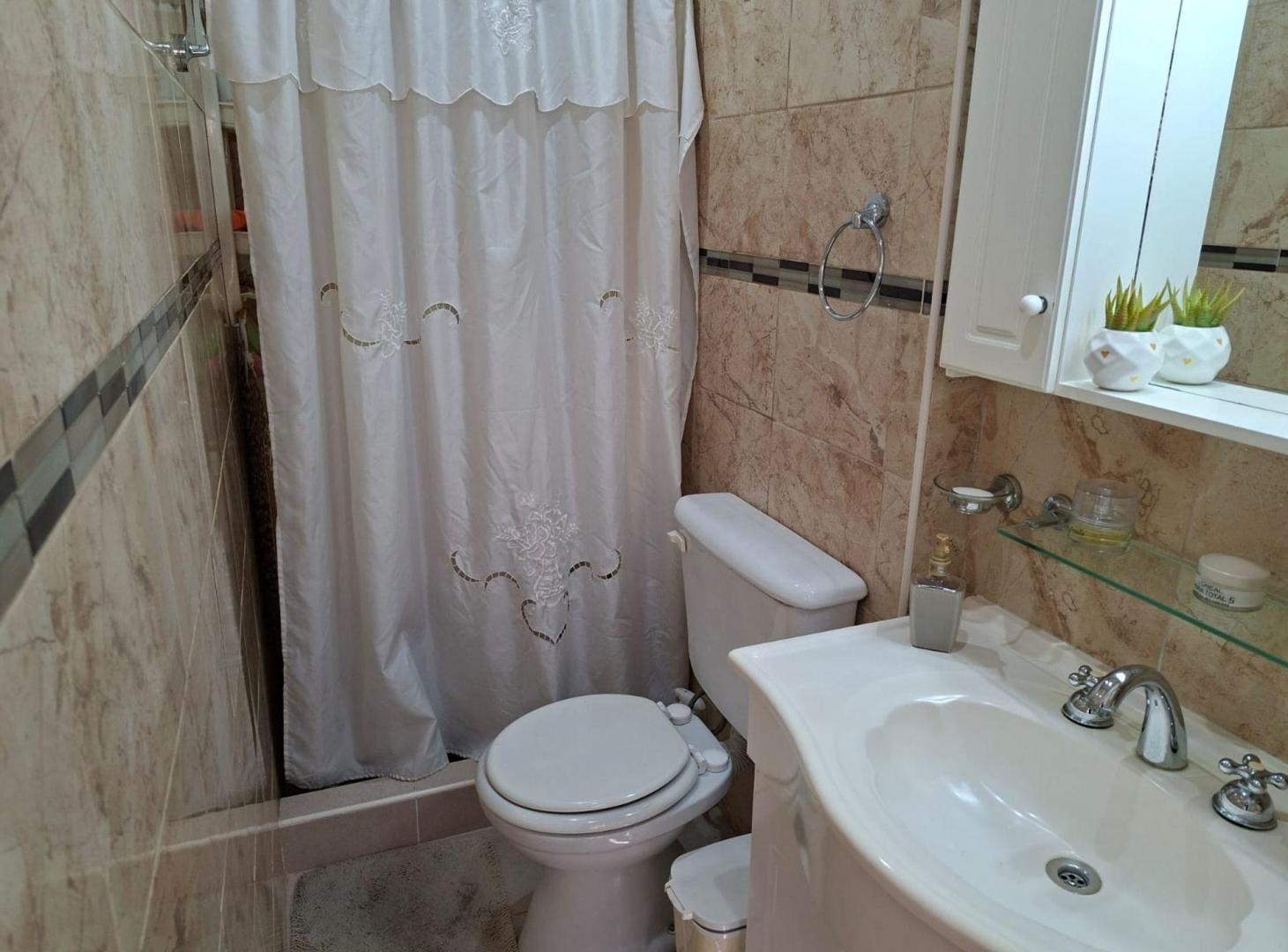 Foto de VENTA CASA 2 DORMITORIOS - VIRREYES, imagen 5
