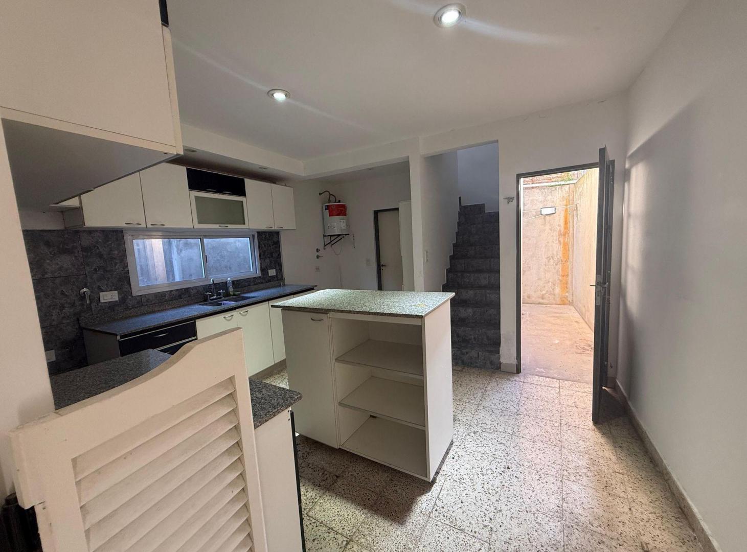 Foto de ALQUILER CASA 3 DORMITORIOS EN VIRREYES, imagen 2