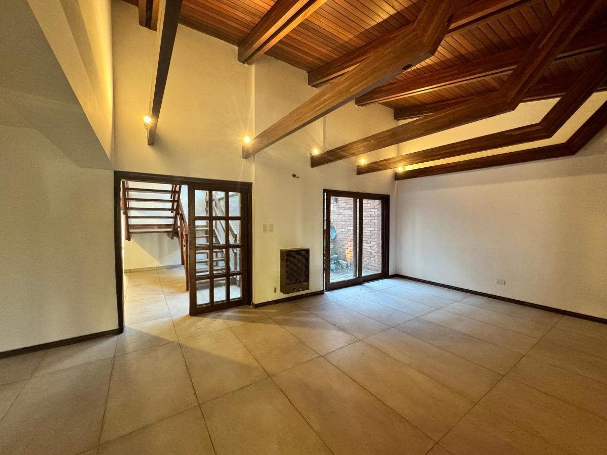 Oportunidad Gran Casa Moderna con Estilo Cerro de Las Rosas 3