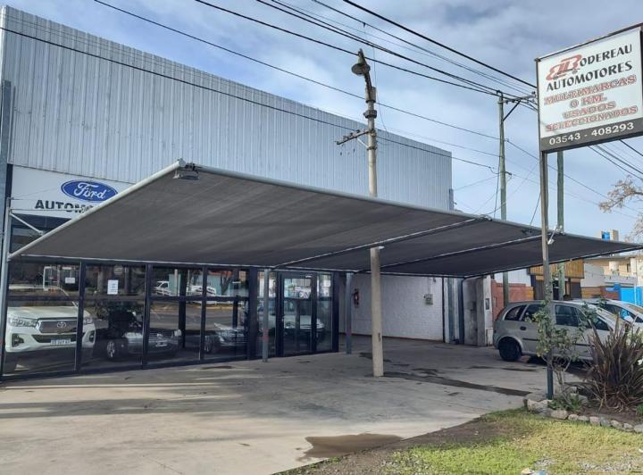 VENDO LOCAL COMERCIAL CON GALPON - IDEAL CONCESIONARIA/GIMNASIO/DEPOSITO