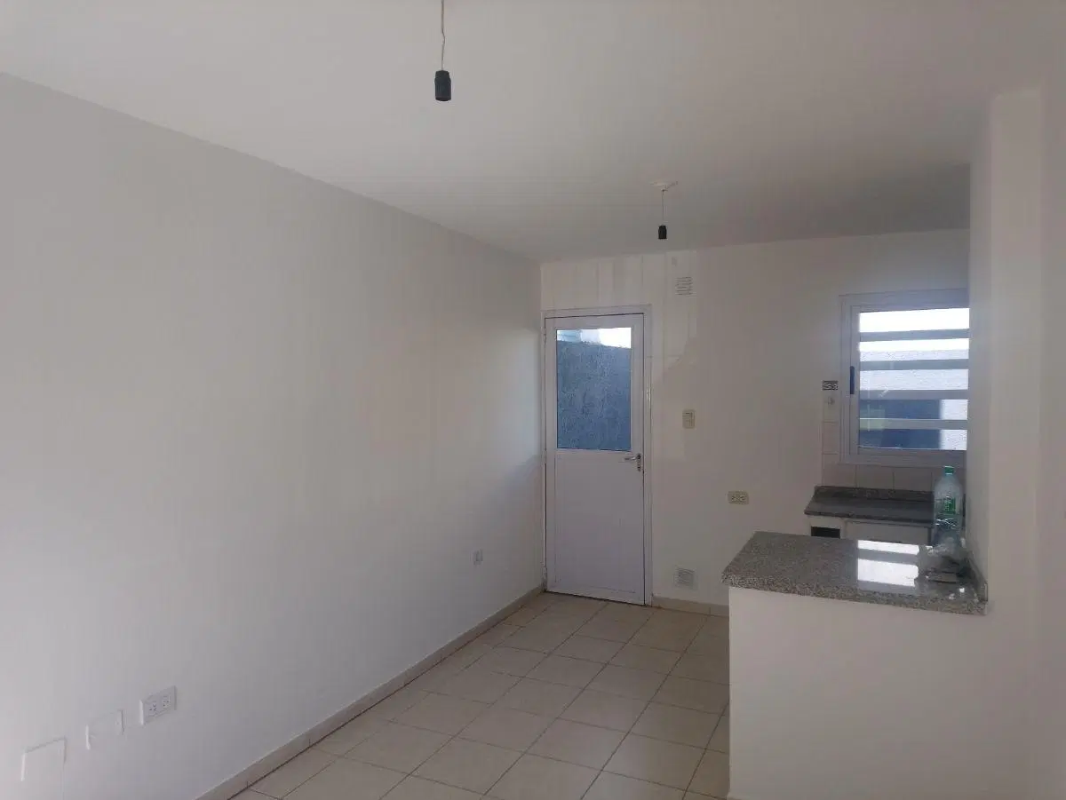 Duplex de dos dormitorios y medio, en cañitas, Cordoba 4