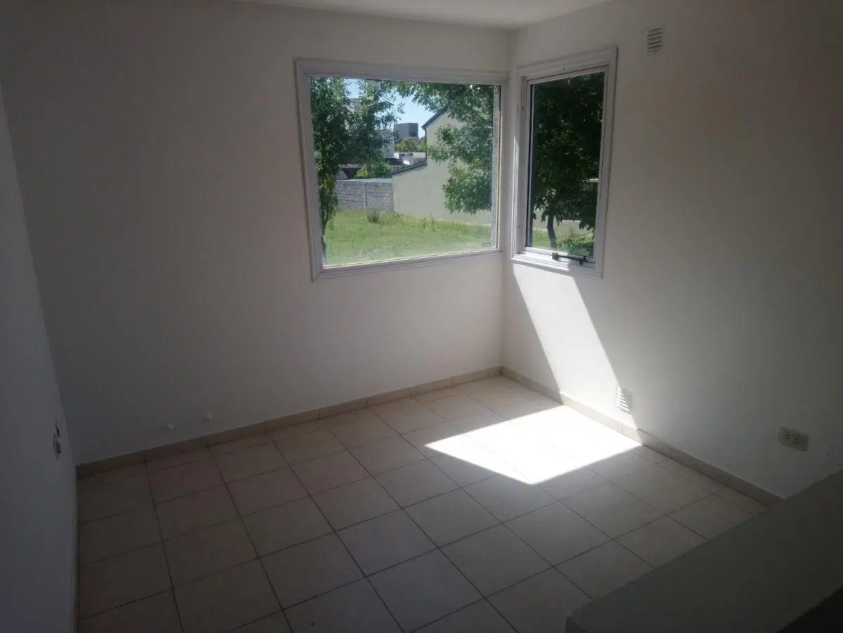 Duplex de dos dormitorios y medio, en cañitas, Cordoba 5
