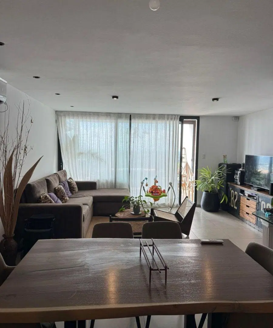 VENDO CASA TRES DORMITORIOS PILETA TERRAZAS DE LA ESTANZUELA 2