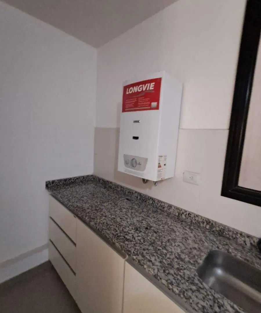Departamento en venta un dormitorio con balcón en el centro 5
