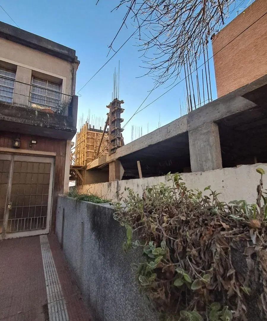 Lote, terreno apto desarrollo inmobiliario. 2