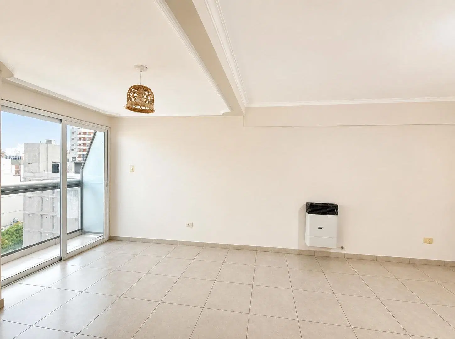 ALQUILER UN DORMITORIO COCINA SEPARADA BALCON 4