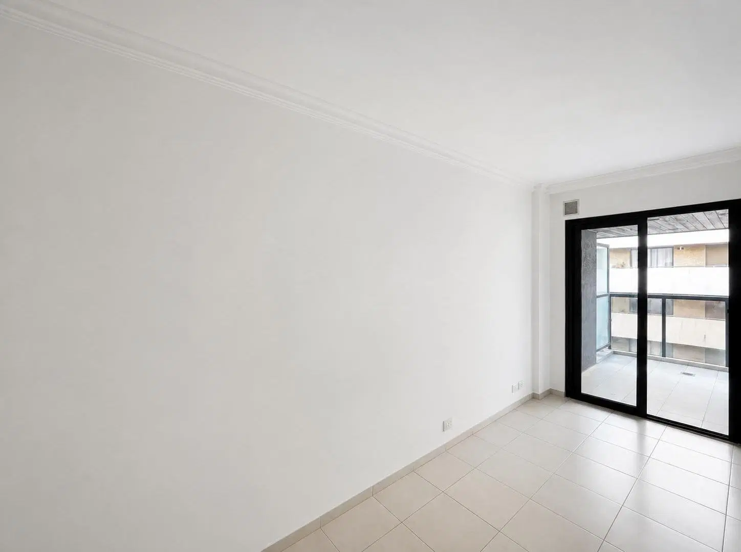 ALQUILER UN DORMITORIO CON BALCÓN NUEVA CBA 8