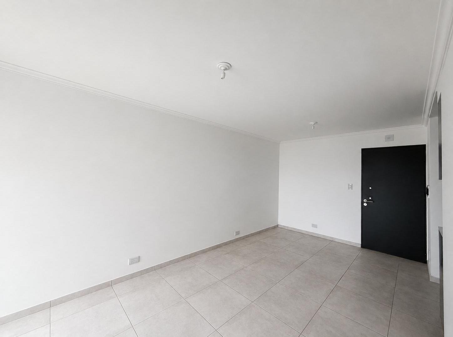 Foto de ALQUILER UN DORMITORIO CON BALCON OPCIONAL COCHERA, imagen 4
