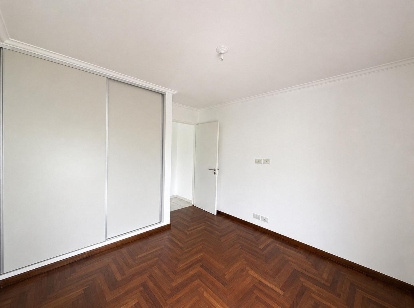 Foto de ALQUILER UN DORMITORIO CON BALCON OPCIONAL COCHERA, imagen 2