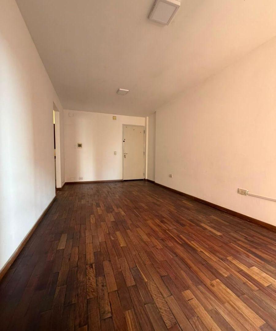 Foto de Vendo departamento 1 dormitorio con doble balcón - Centro - a metros de, imagen 5