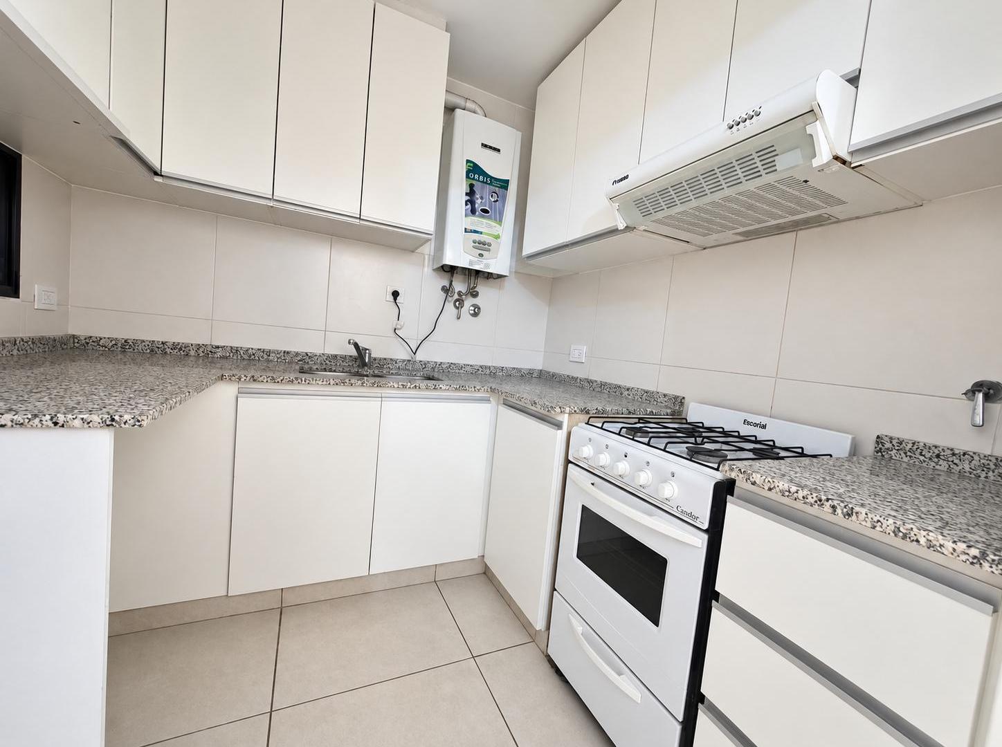 Foto de ALQUILER UN DORMITORIO CON BALCON CENTRO, imagen 5