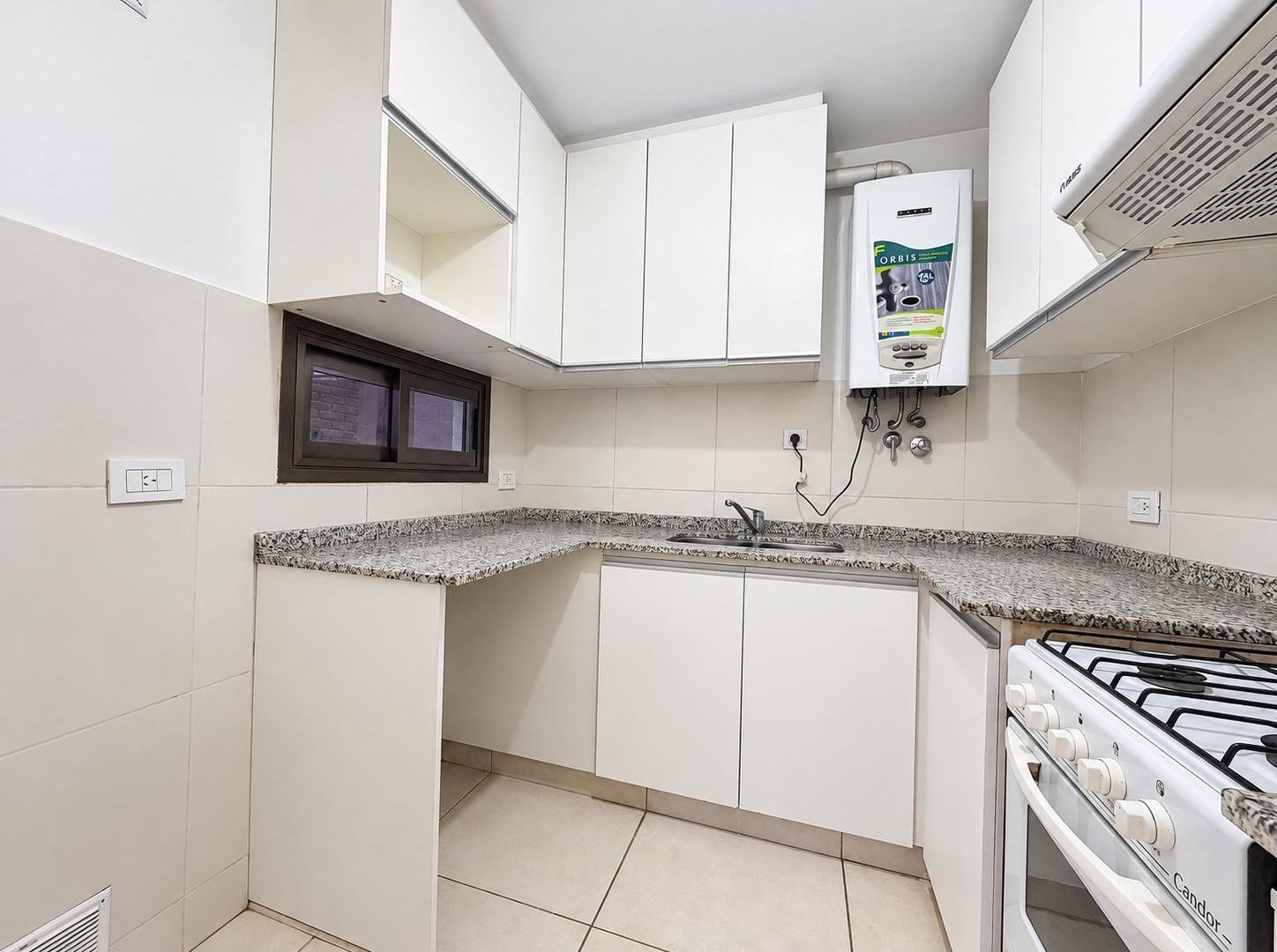 Foto de ALQUILER UN DORMITORIO CON BALCON CENTRO, imagen 4