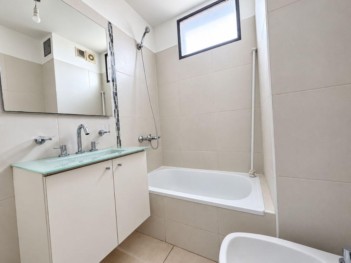 Foto de ALQUILER UN DORMITORIO SIN BALCON CENTRO, imagen 2