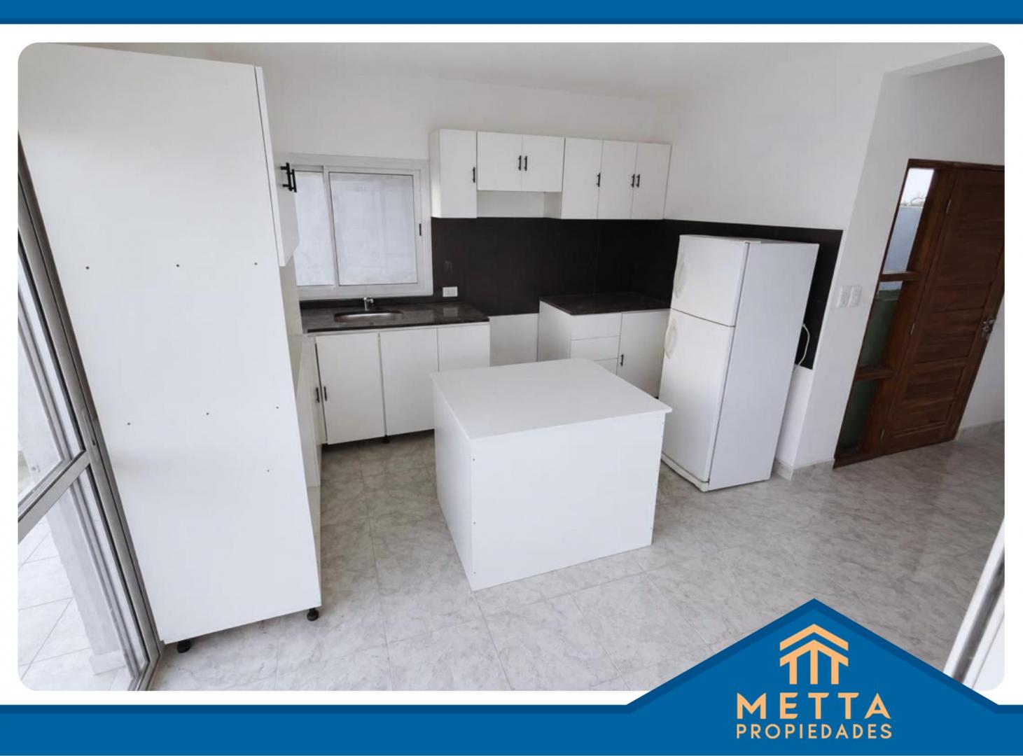 Foto de Casa de 800 m² con 3 dormitorios en venta Los Robles, imagen 3