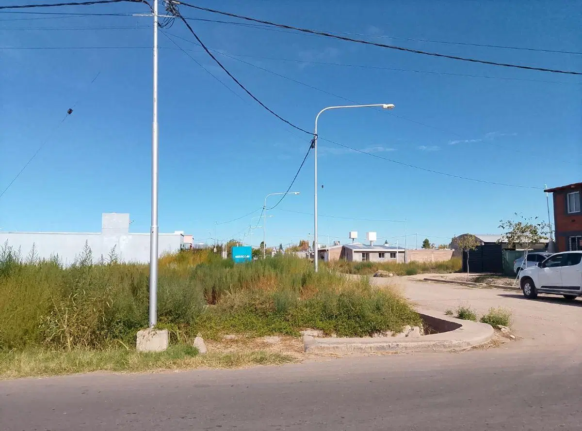 Terreno / Lote en venta de 300m2 ubicado en San Rafael 8